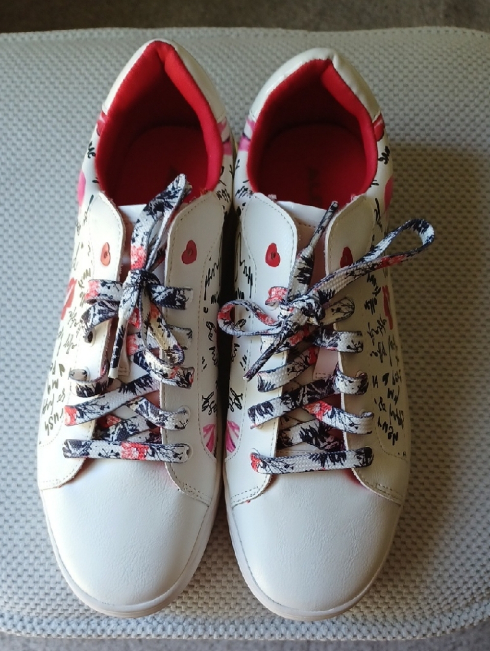 Aldo White Sneakers with Red and Black Accents, 8.5 US